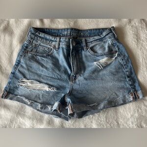 American Eagle 4 Jean shorts curvy fit